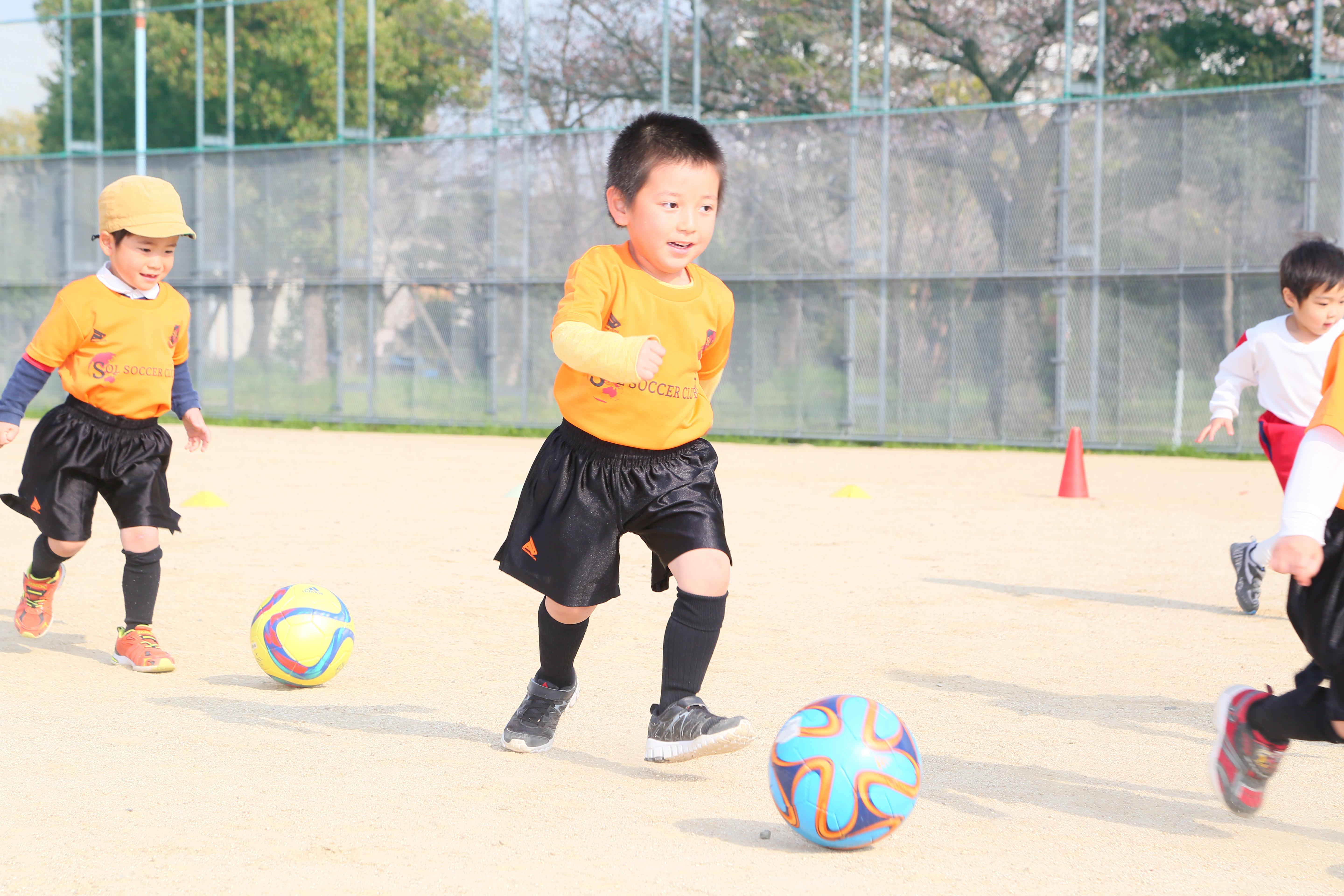 選択した画像 サッカー 仕事 新卒