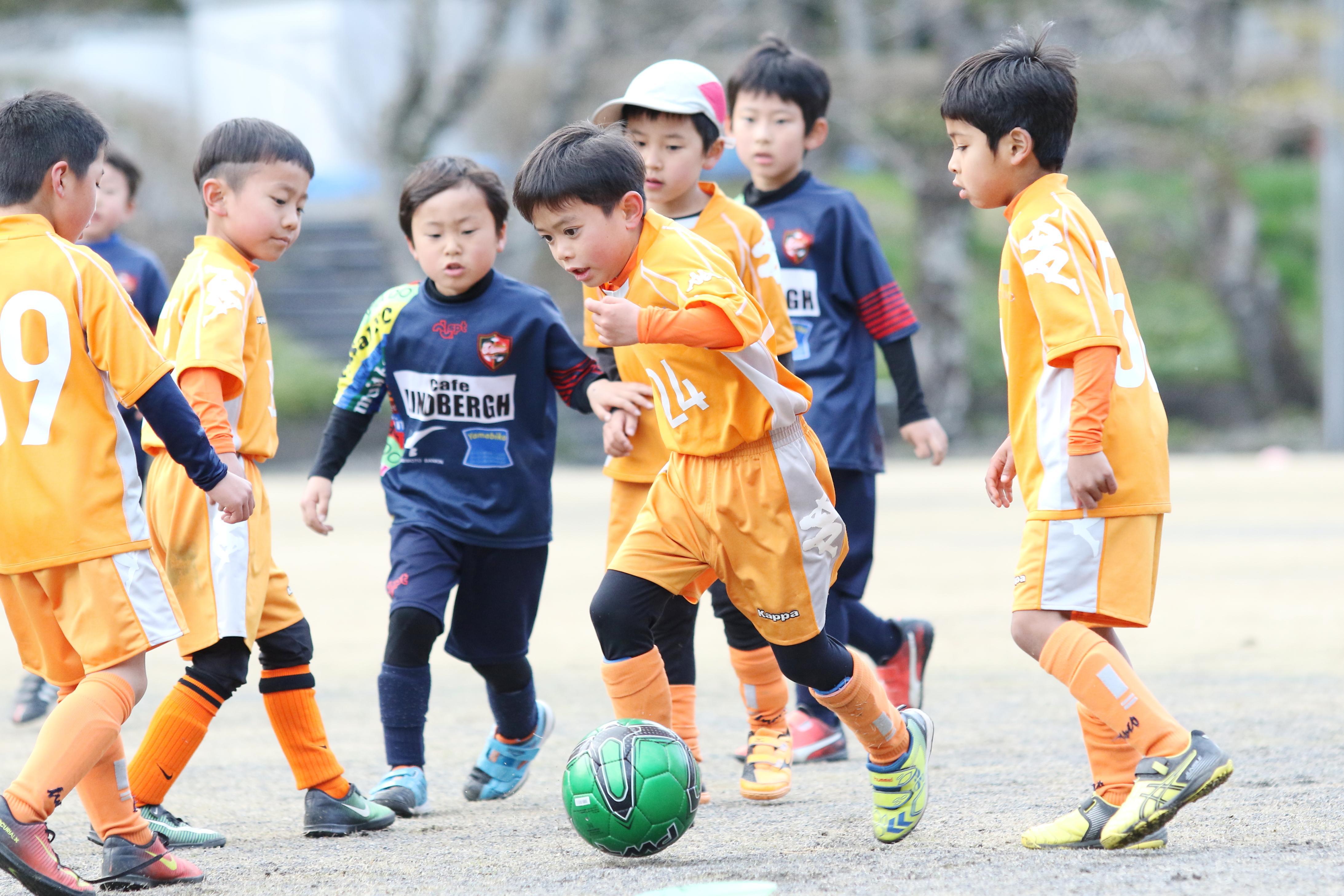 サッカースクール　インストラクター急募！スタッフ求人