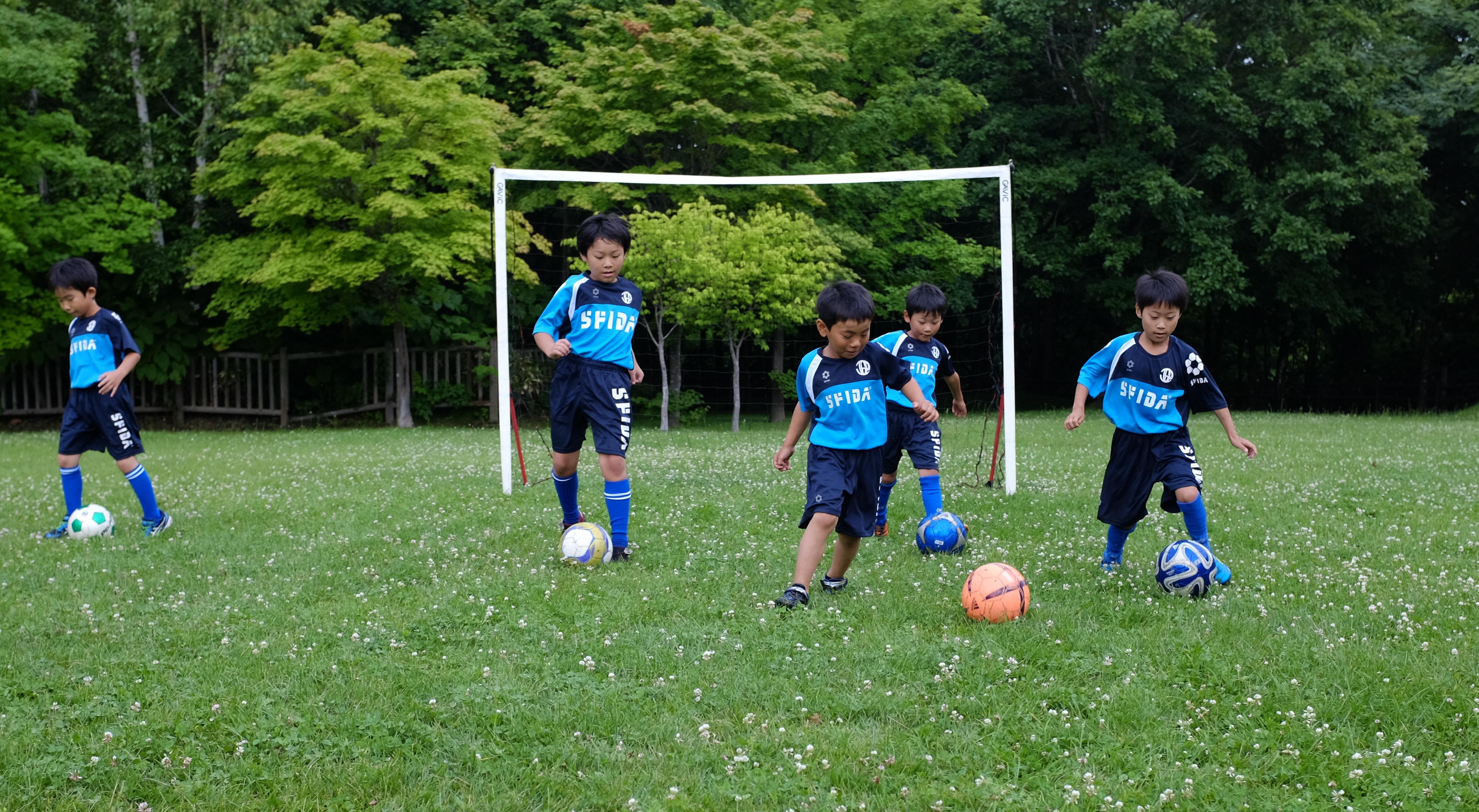 目標に向かって挑戦したい新卒募集 サッカースクール運営管理者 スポーツ サッカー業界の求人情報 アルバイトを探すならスポキャリ