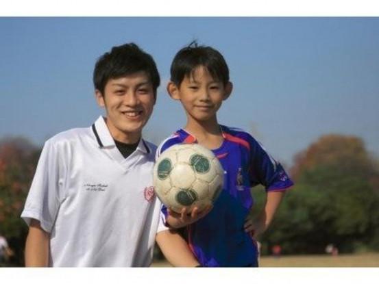 サッカーコーチ募集