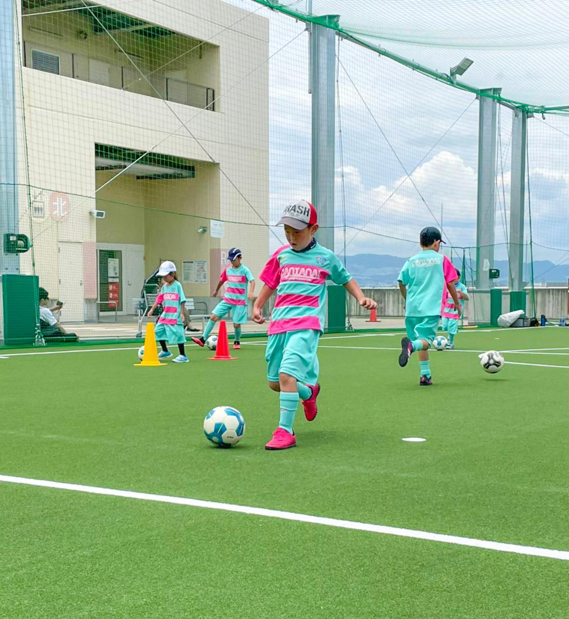 【尼崎市】サッカースクール アシスタントコーチ募集！スタッフ求人
