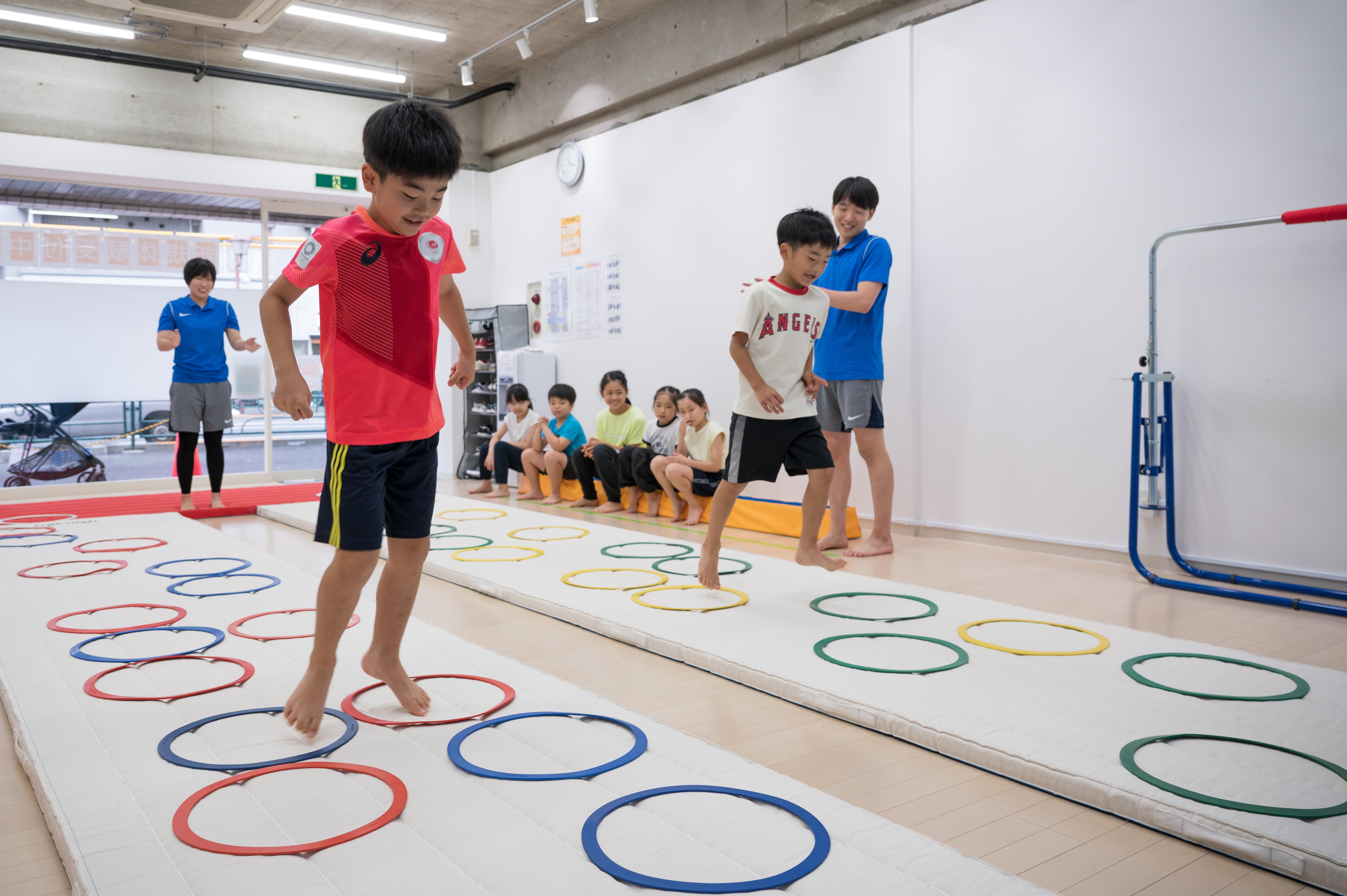 子ども向けスポーツ教室のインストラクタースタッフ求人