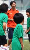 サッカースクールアシスタントコーチ