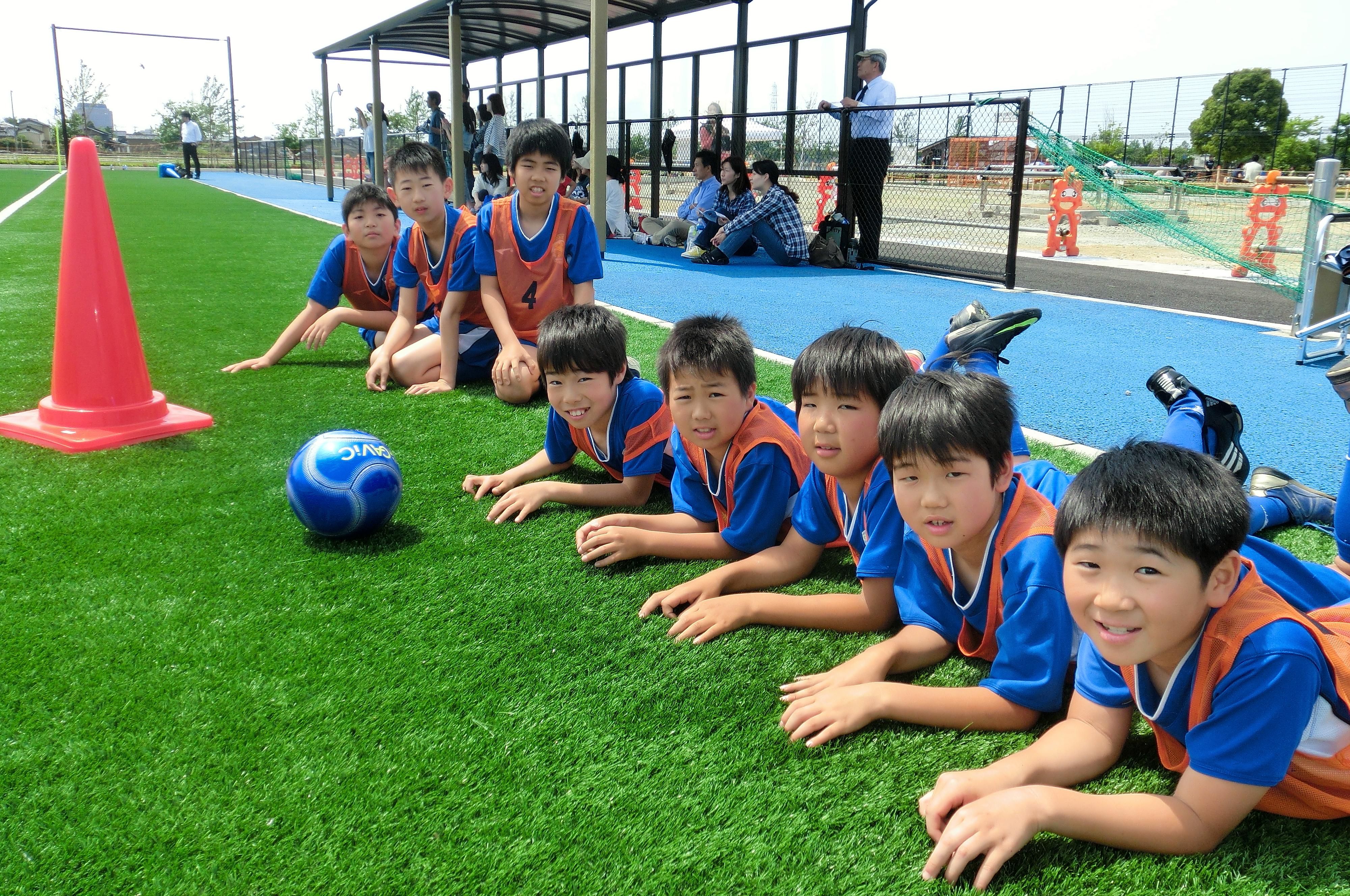 幼児 年中のサッカー指導員大募集 白山市 スポーツ サッカー業界の求人情報 アルバイトを探すならスポキャリ