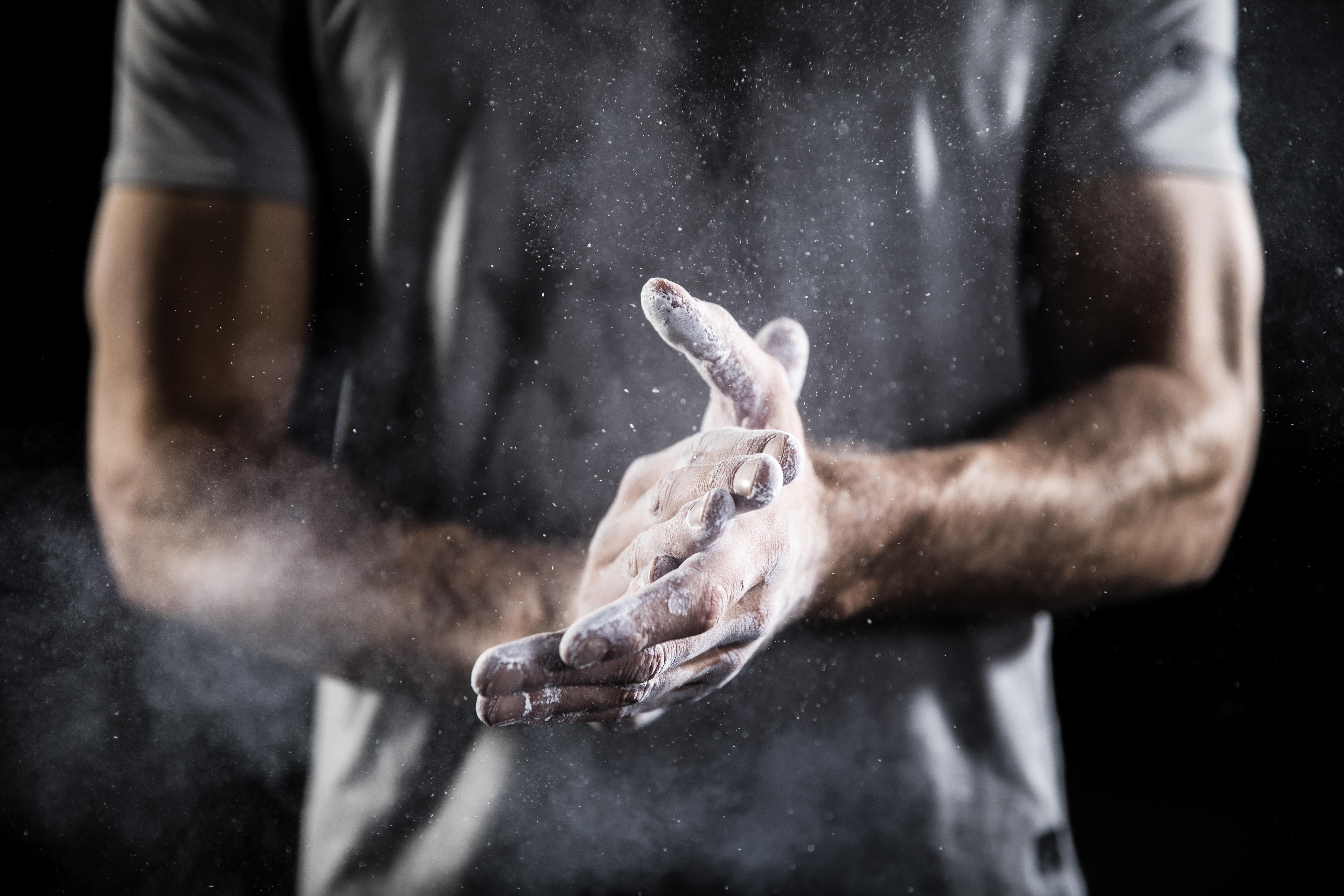 クライミングギア 商品開発担当者募集スタッフ求人