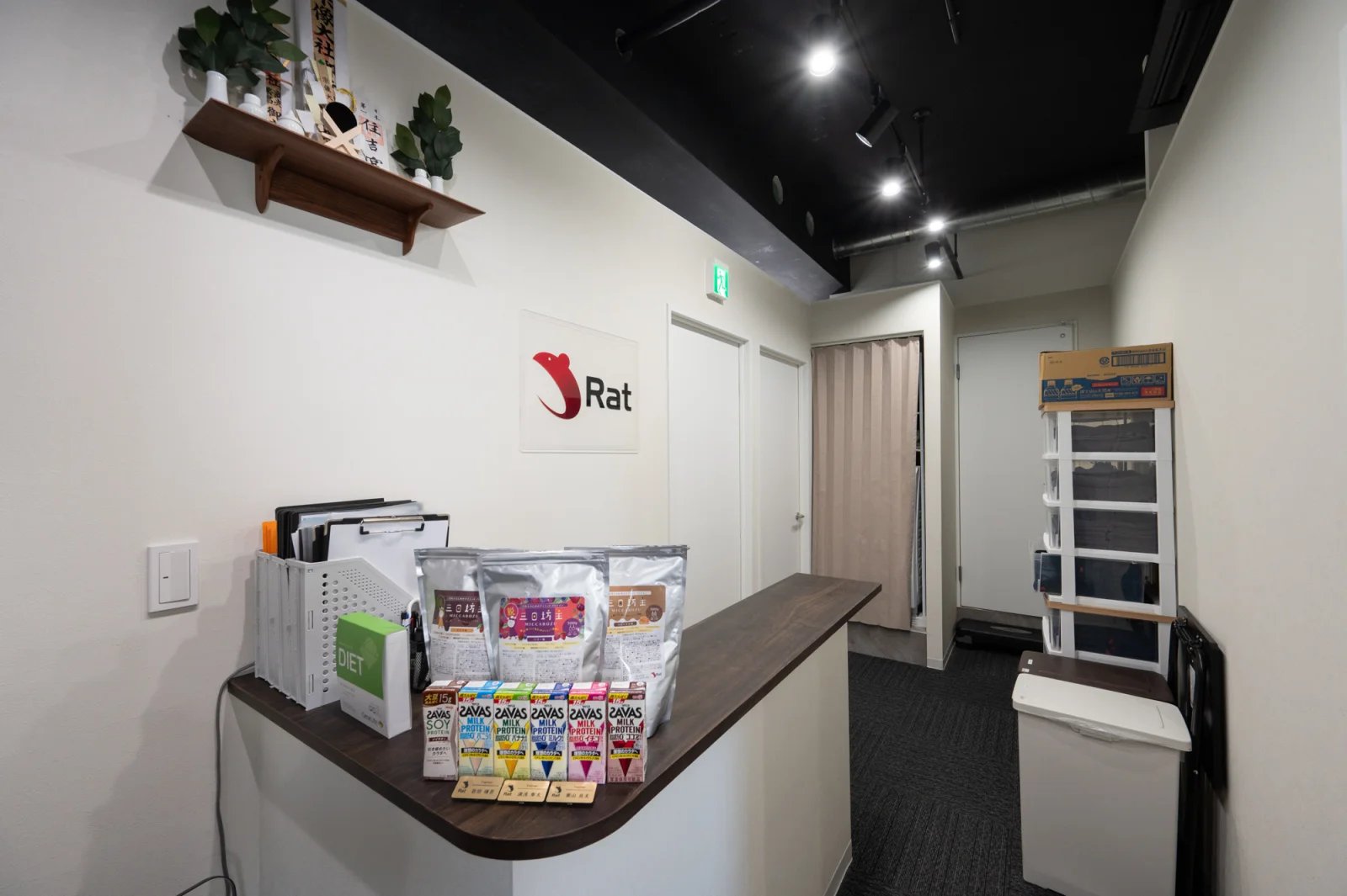 店舗　内観