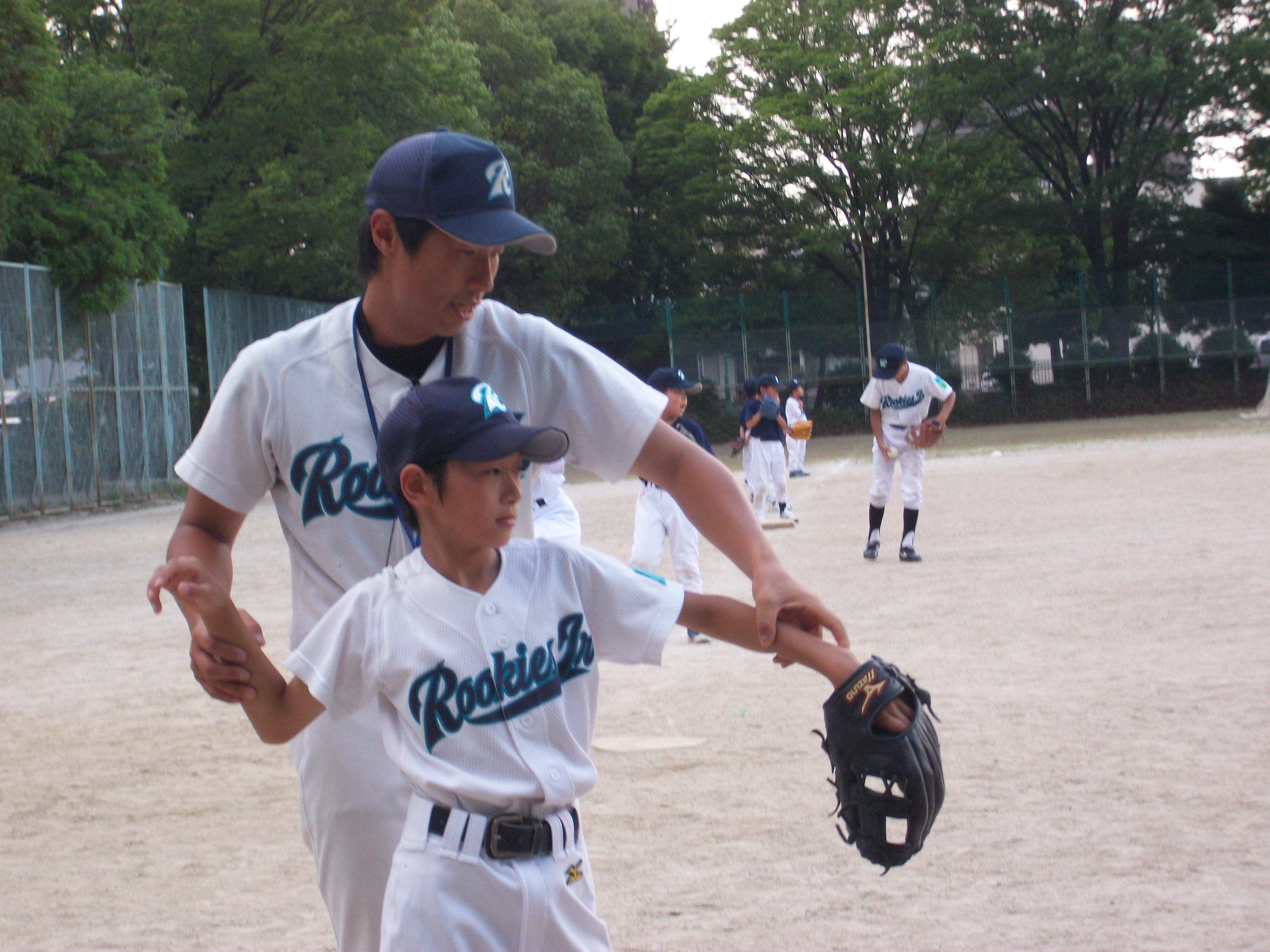 正社員で働く野球のメインコーチ募集スタッフ求人